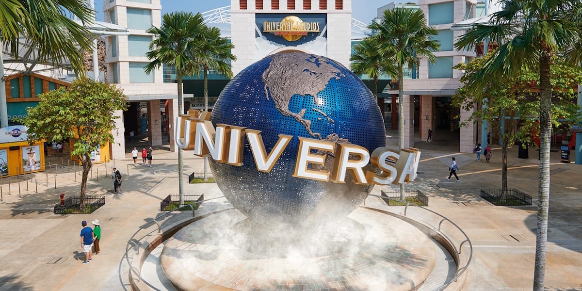 Globe universal studio du parc d'attraction de Singapour
